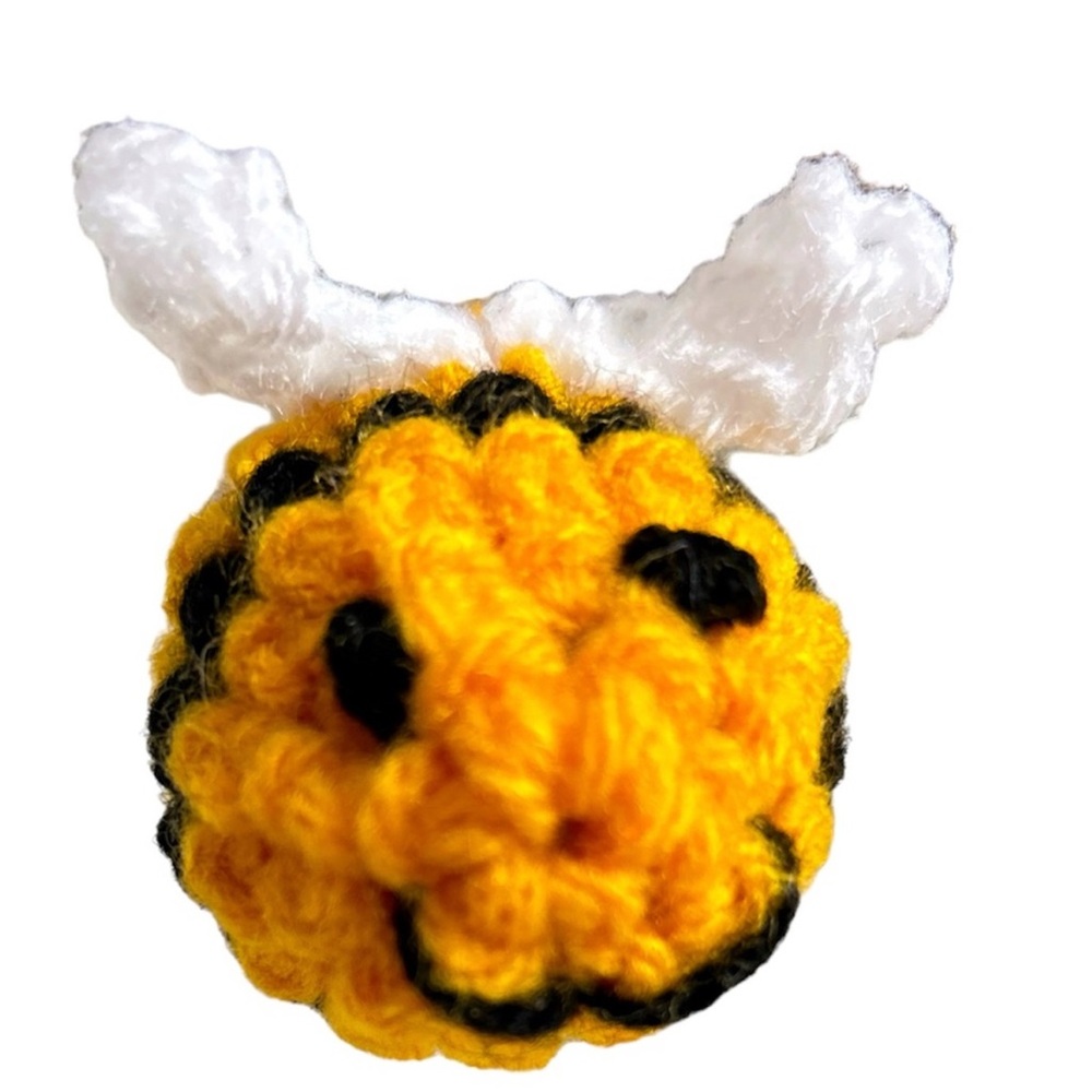 Hand Crafted Yellow Bumblebee Cat Toy Crochet Organic Catnip Interactive Toy - Picture 4 of 12